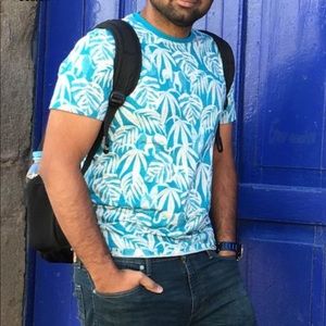 Ted Baker London Men’s Spida Slim fit Short Sleeve T-shirt M, skyblue